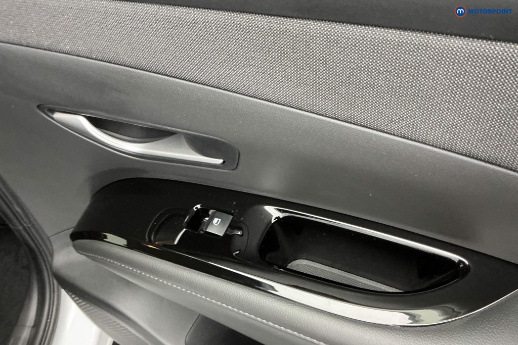 Hyundai Tucson Se Connect Manual Petrol SUV - Stock Number (1586224) - 25th supplementary image