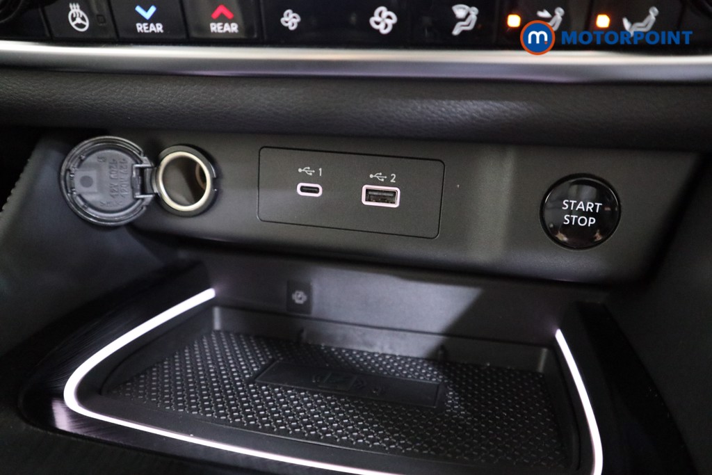 Nissan X-Trail Tekna Automatic Petrol-Electric Hybrid SUV - Stock Number (1586387) - 8th supplementary image
