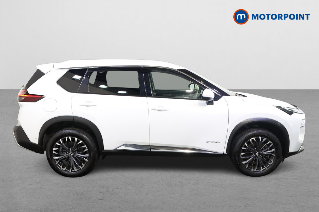 Nissan X-Trail Tekna Automatic Petrol-Electric Hybrid SUV - Stock Number (1586387) - Drivers side