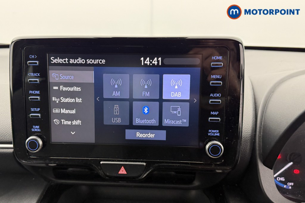 Toyota Yaris Cross Design Automatic Petrol-Electric Hybrid Estate - Stock Number (1586402) - 5th supplementary image