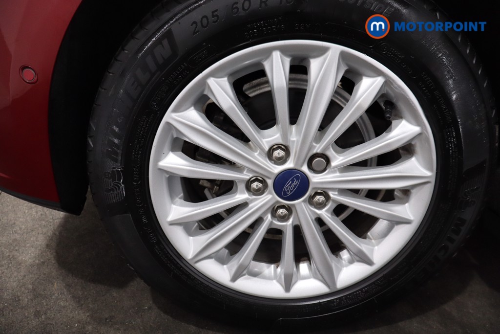 Ford Focus Titanium Automatic Diesel Hatchback - Stock Number (1586609) - 9th supplementary image