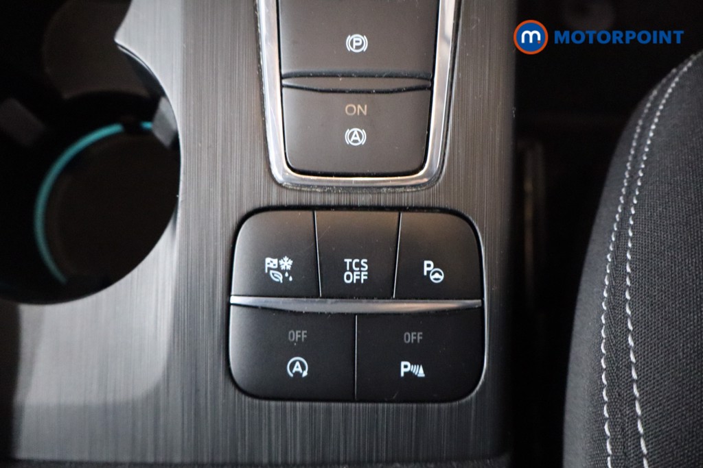 Ford Focus Titanium Automatic Diesel Hatchback - Stock Number (1586609) - 20th supplementary image