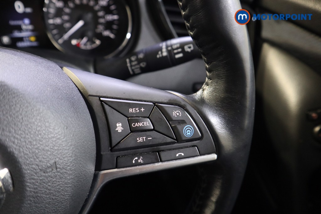 Nissan X-Trail Tekna Automatic Diesel SUV - Stock Number (1586638) - 4th supplementary image