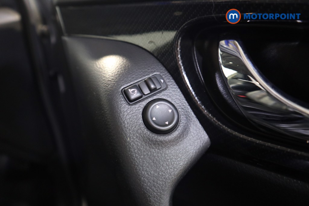 Nissan X-Trail Tekna Automatic Diesel SUV - Stock Number (1586638) - 14th supplementary image