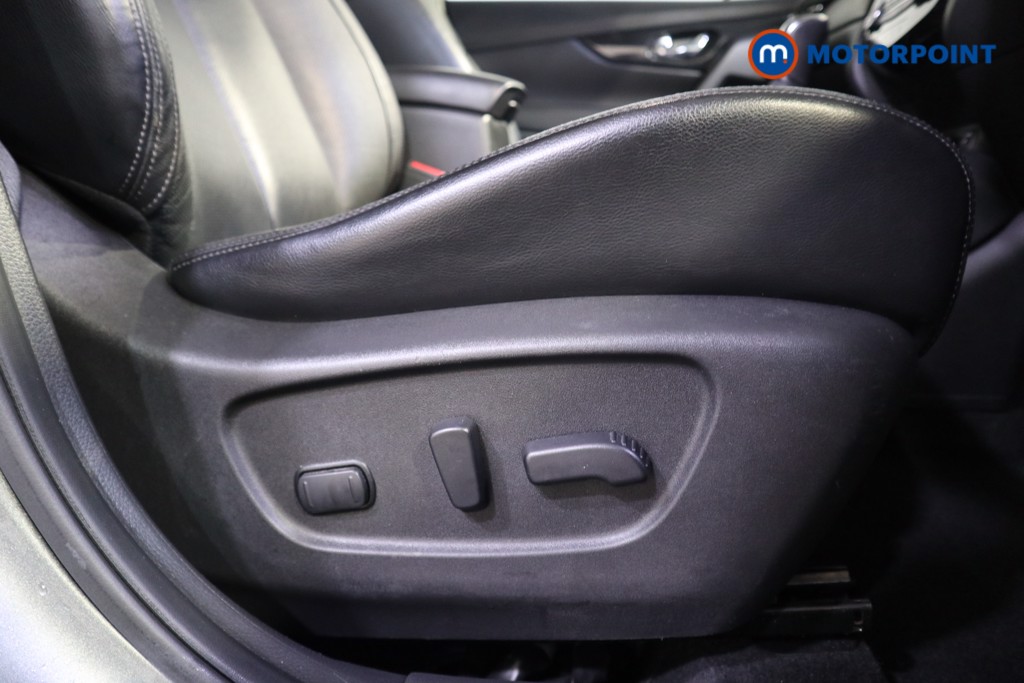 Nissan X-Trail Tekna Automatic Diesel SUV - Stock Number (1586638) - 17th supplementary image