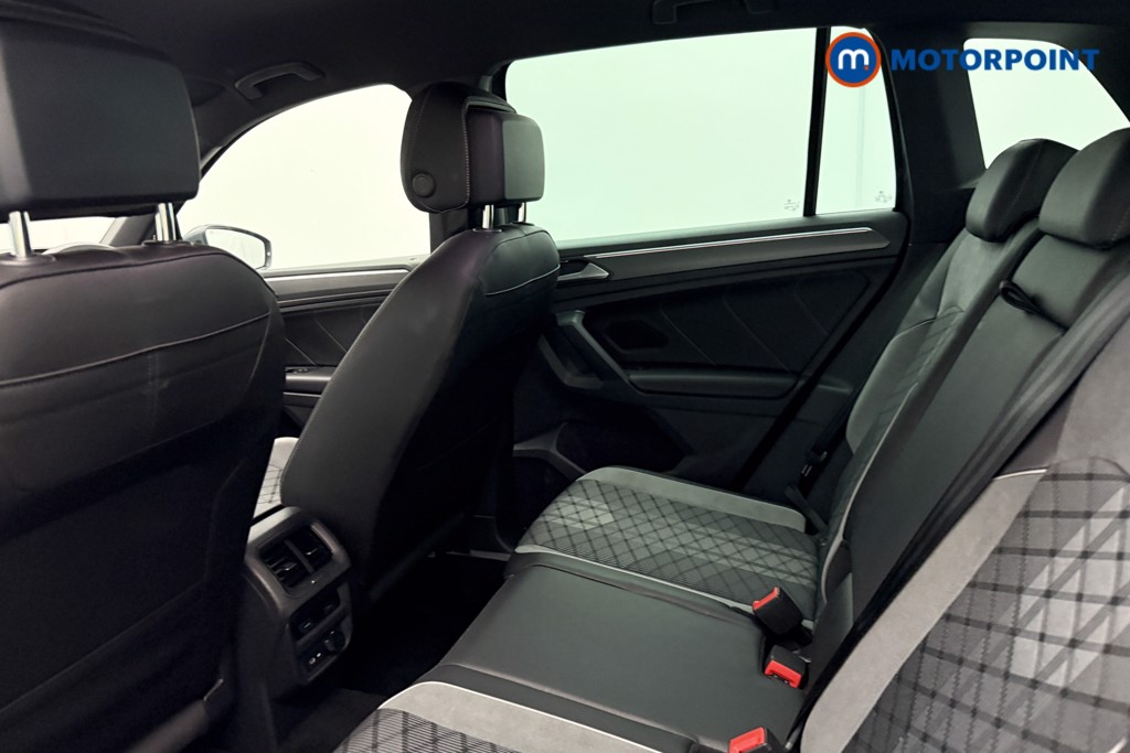Volkswagen Tiguan R-Line Automatic Petrol SUV - Stock Number (1586769) - 4th supplementary image