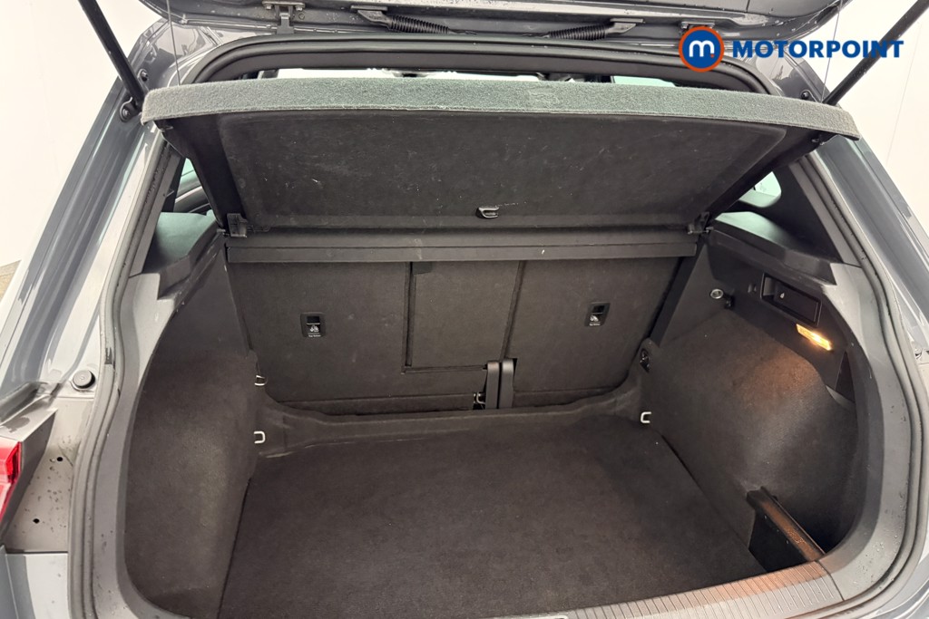 Volkswagen Tiguan R-Line Automatic Petrol SUV - Stock Number (1586769) - 7th supplementary image