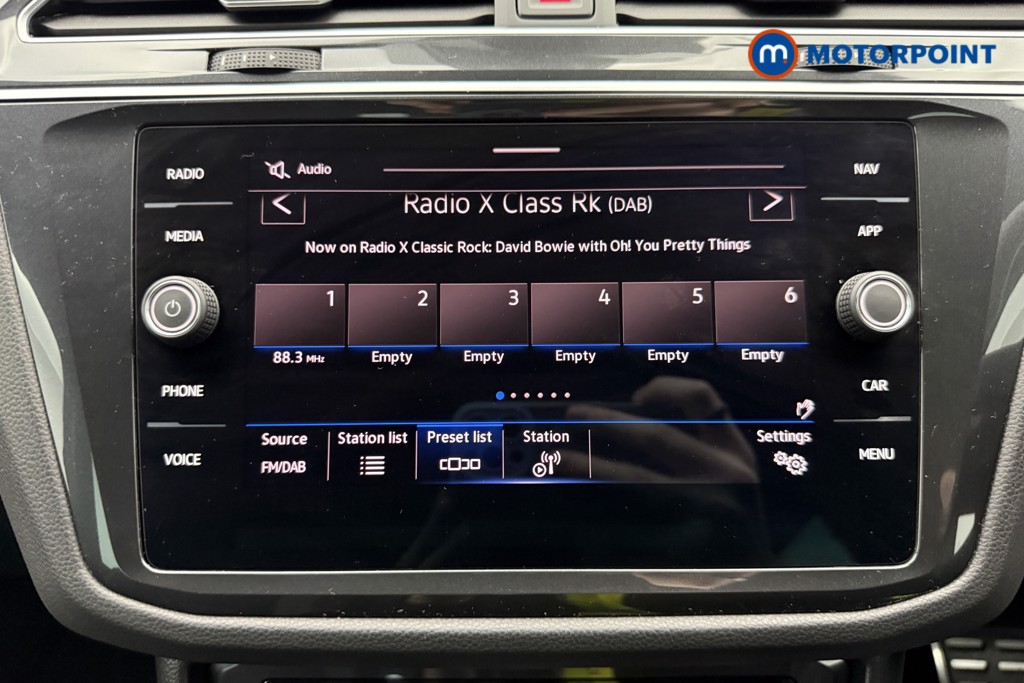 Volkswagen Tiguan R-Line Automatic Petrol SUV - Stock Number (1586769) - 17th supplementary image