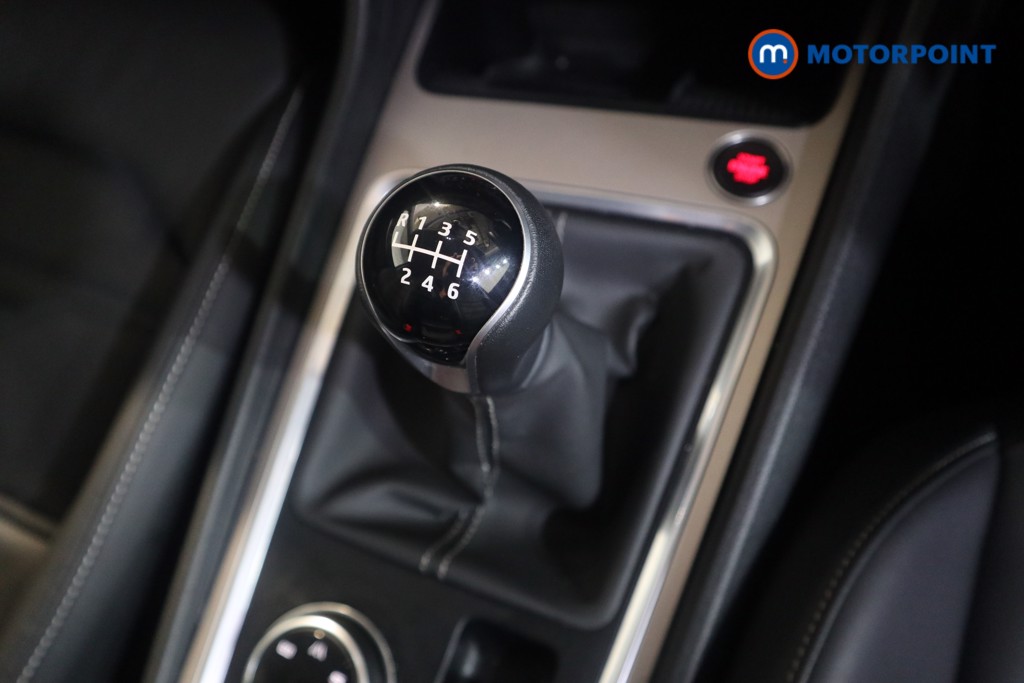 Seat Ateca Xperience Lux Manual Petrol SUV - Stock Number (1586880) - 10th supplementary image