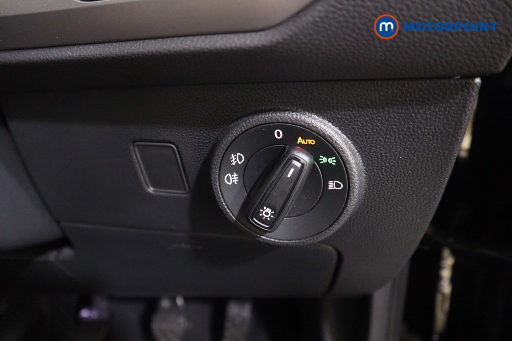 Seat Ateca Xperience Lux Manual Petrol SUV - Stock Number (1586880) - 11th supplementary image