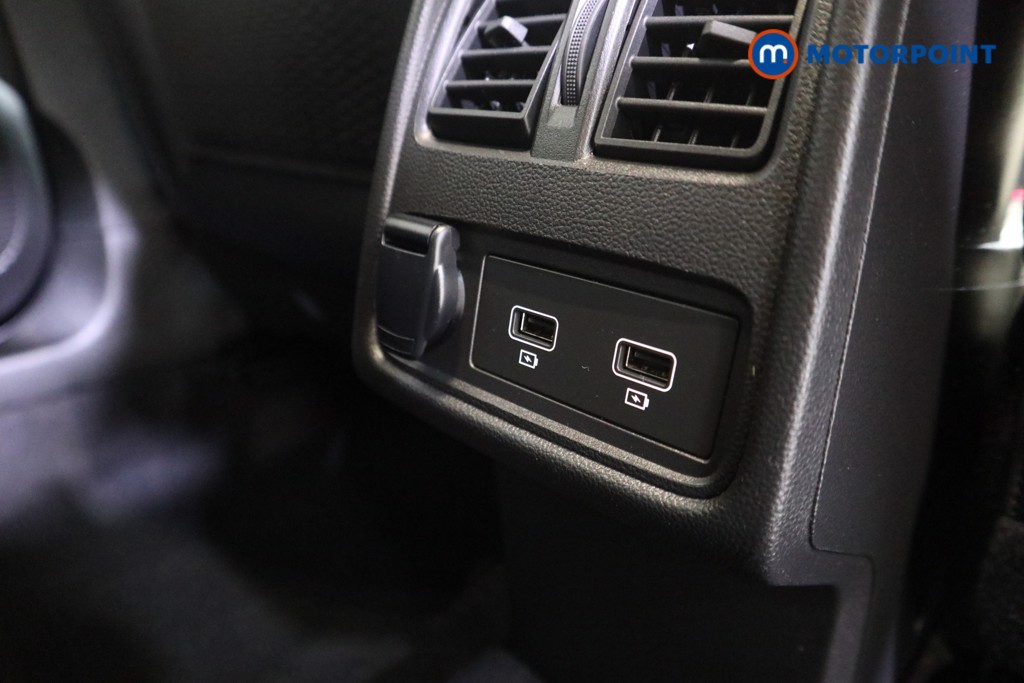Renault Captur S Edition Manual Petrol SUV - Stock Number (1586964) - 16th supplementary image