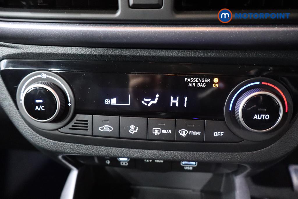 Hyundai I10 Premium Automatic Petrol Hatchback - Stock Number (1587015) - 10th supplementary image