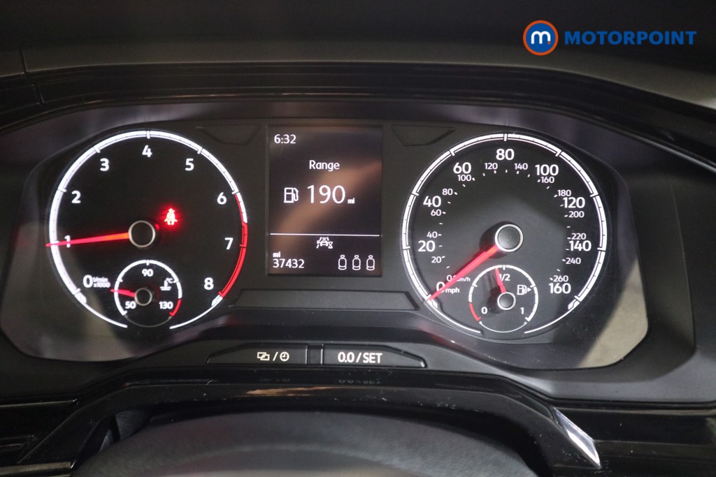 Volkswagen Polo Match Manual Petrol Hatchback - Stock Number (1587399) - 5th supplementary image