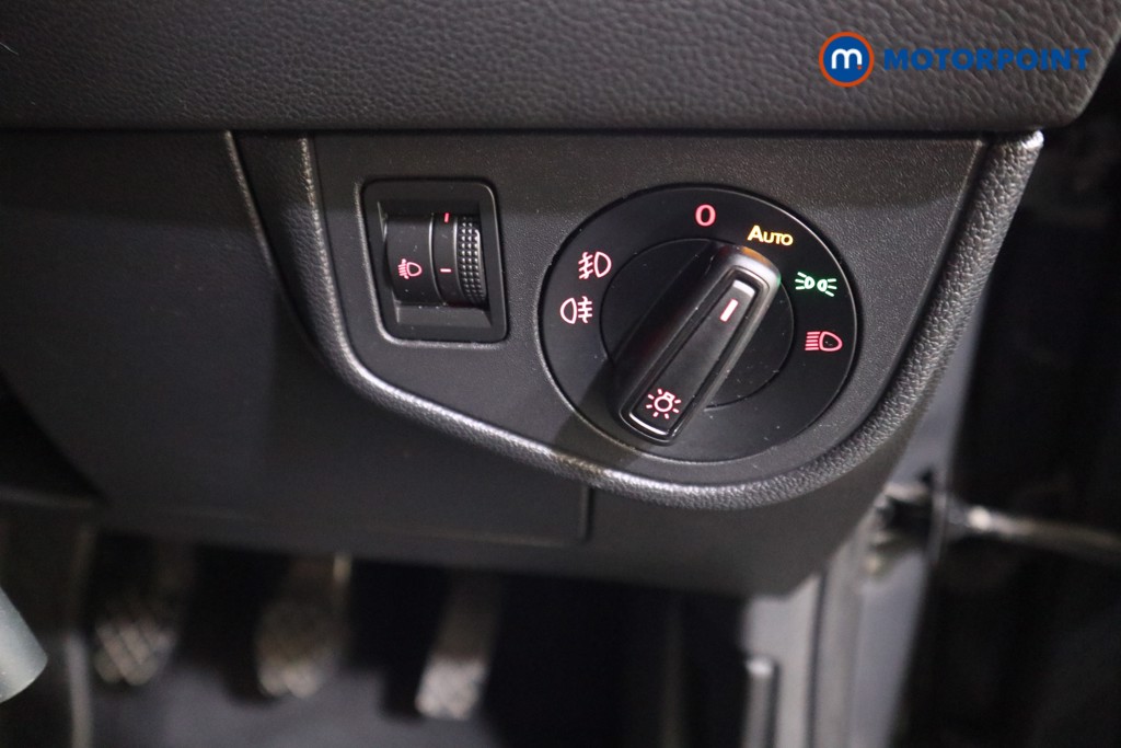 Volkswagen Polo Match Manual Petrol Hatchback - Stock Number (1587399) - 10th supplementary image