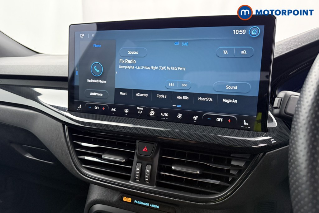 Ford Focus St-Line Vignale Manual Petrol Hatchback - Stock Number (1587958) - 9th supplementary image