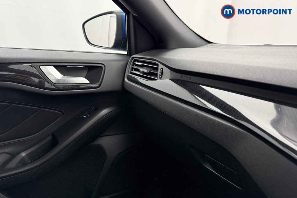 Ford Focus St-Line Vignale Manual Petrol Hatchback - Stock Number (1587958) - 16th supplementary image