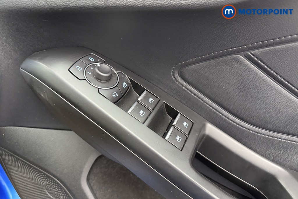 Ford Focus St-Line Vignale Manual Petrol Hatchback - Stock Number (1587958) - 20th supplementary image