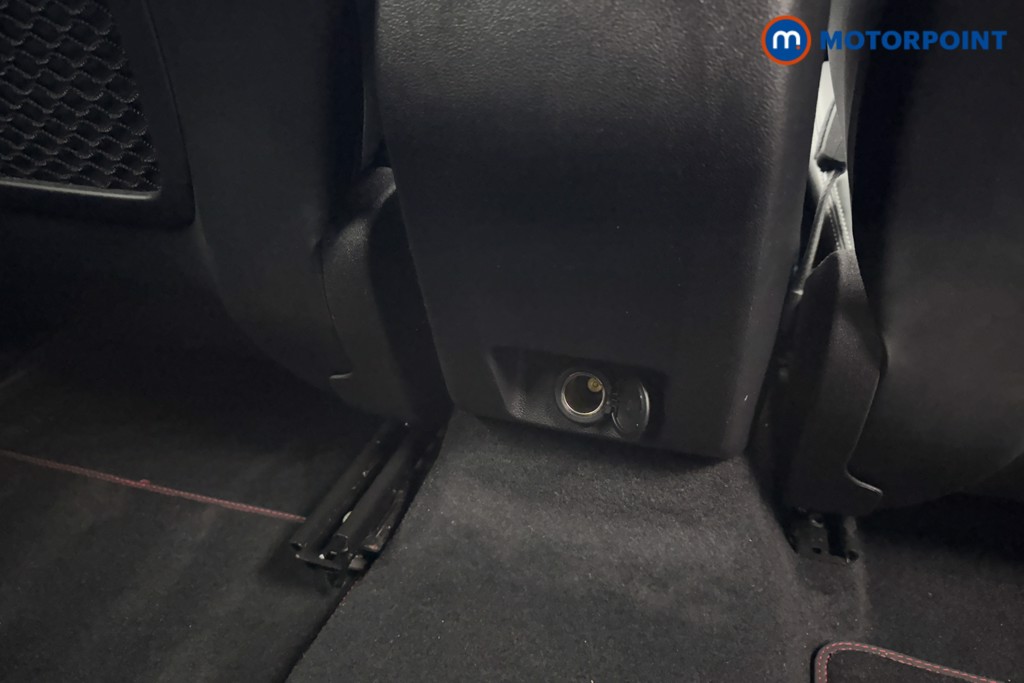 Ford Focus St-Line Vignale Manual Petrol Hatchback - Stock Number (1587958) - 25th supplementary image