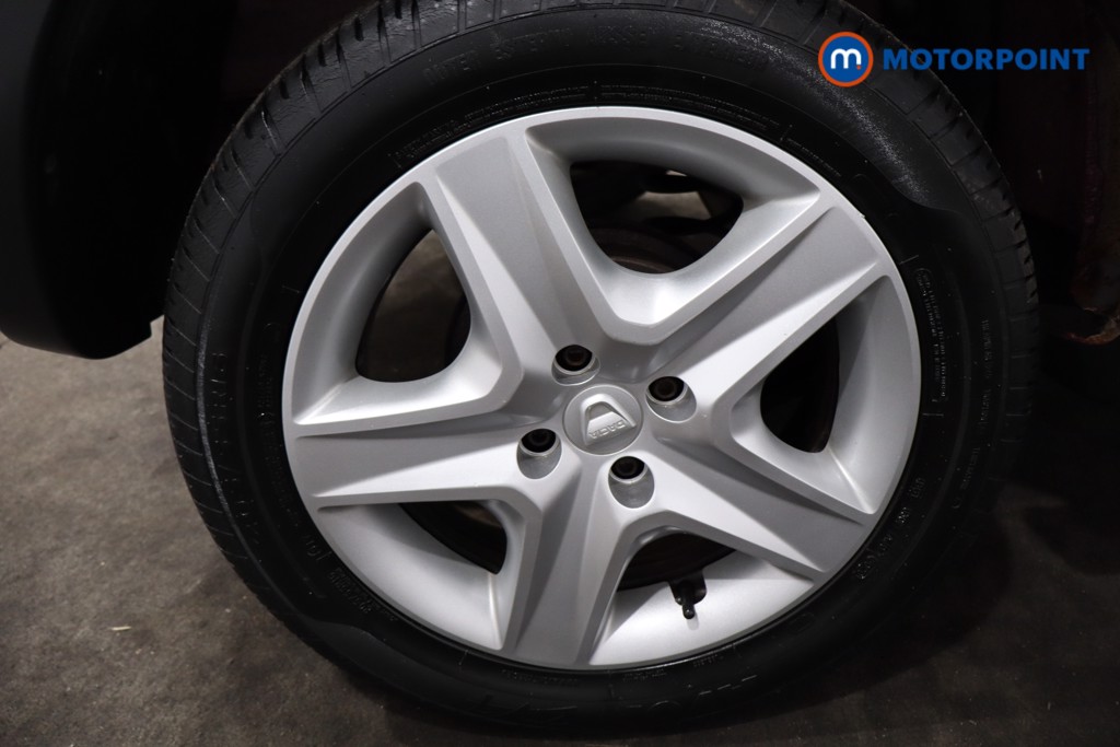 Dacia Sandero Stepway Laureate Manual Petrol Hatchback - Stock Number (1588001) - 9th supplementary image