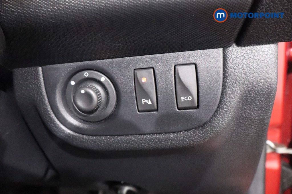 Dacia Sandero Stepway Laureate Manual Petrol Hatchback - Stock Number (1588001) - 20th supplementary image