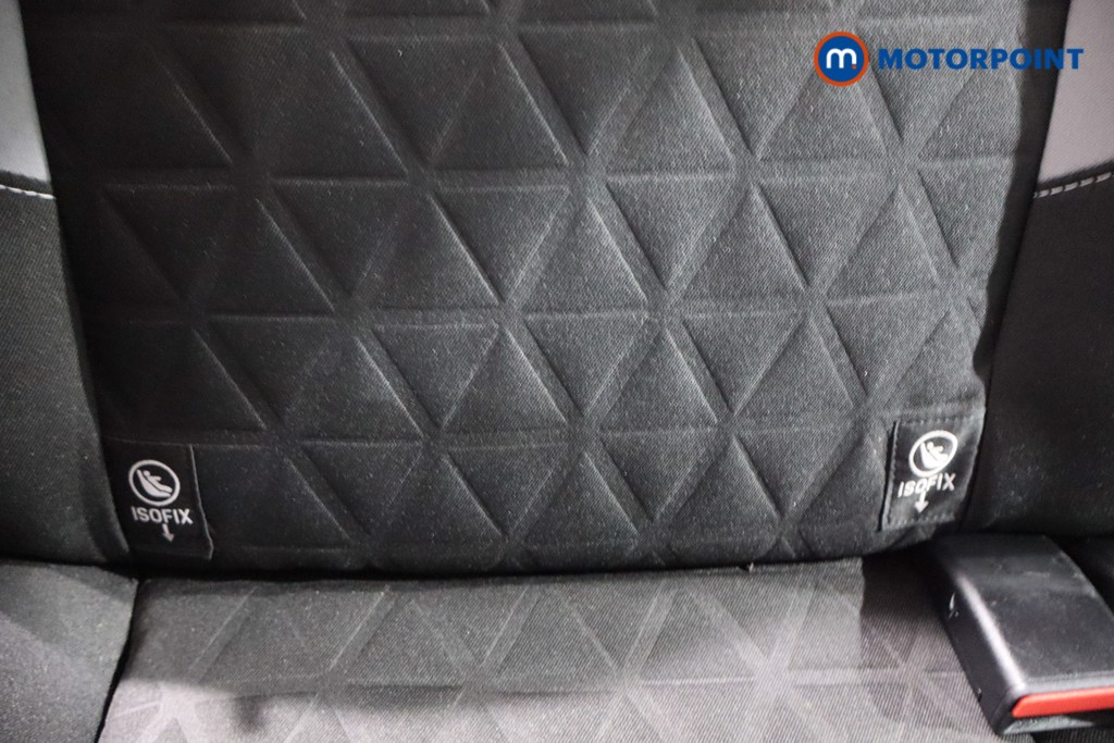 Dacia Sandero Stepway Laureate Manual Petrol Hatchback - Stock Number (1588001) - 25th supplementary image