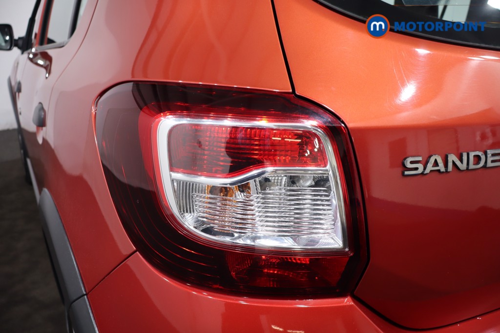 Dacia Sandero Stepway Laureate Manual Petrol Hatchback - Stock Number (1588001) - 31st supplementary image