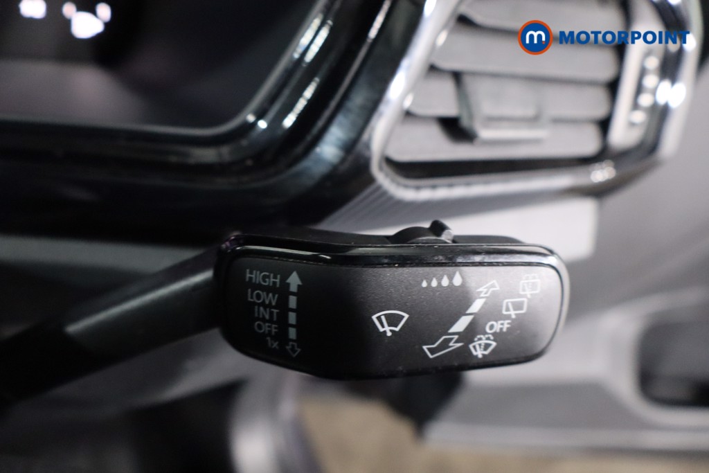 Volkswagen T-Cross Black Edition Manual Petrol SUV - Stock Number (1588017) - 18th supplementary image