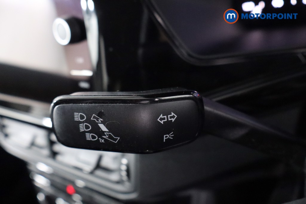 Volkswagen T-Cross Black Edition Manual Petrol SUV - Stock Number (1588017) - 19th supplementary image