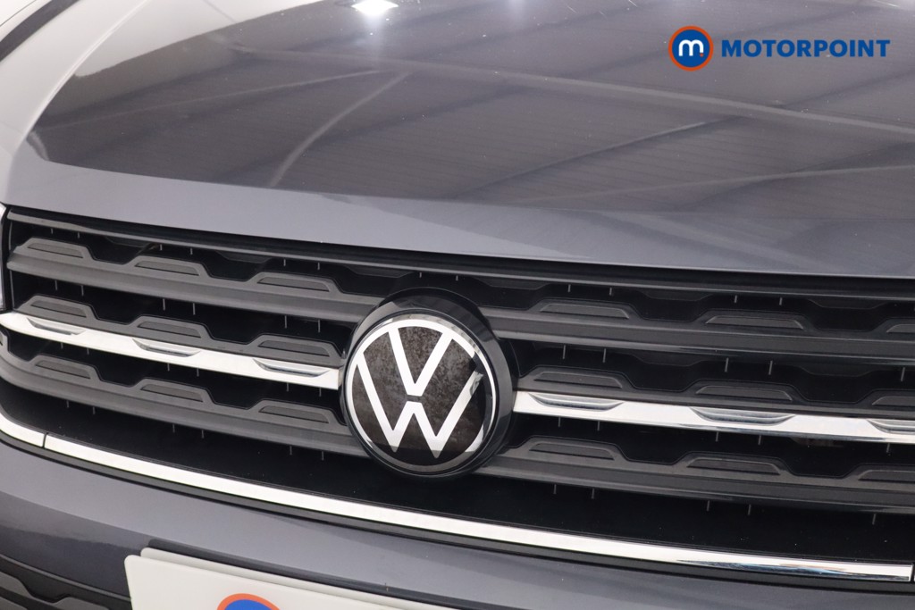 Volkswagen T-Cross Black Edition Manual Petrol SUV - Stock Number (1588017) - 28th supplementary image