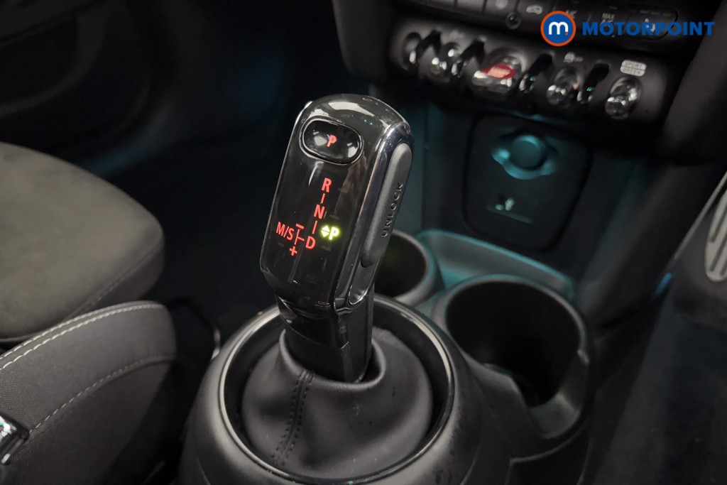 Mini Hatchback Cooper Sport Automatic Petrol Hatchback - Stock Number (1588025) - 11th supplementary image