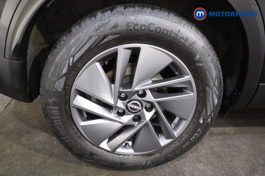 Nissan Qashqai Acenta Premium Manual Petrol SUV - Stock Number (1588145) - 18th supplementary image