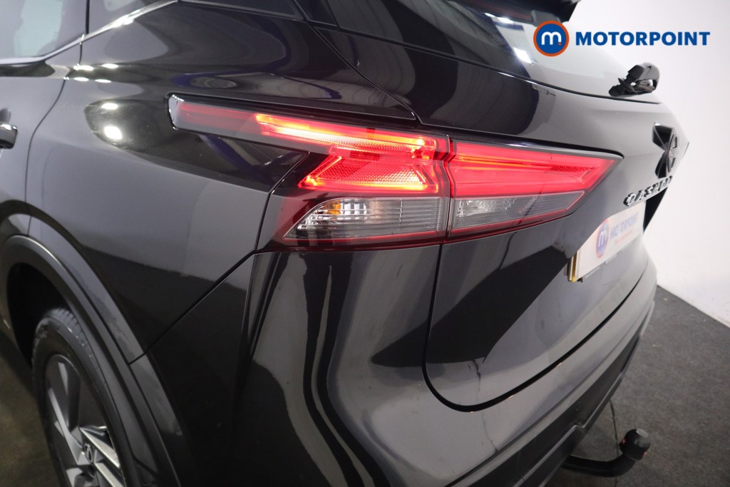 Nissan Qashqai Acenta Premium Manual Petrol SUV - Stock Number (1588145) - 24th supplementary image