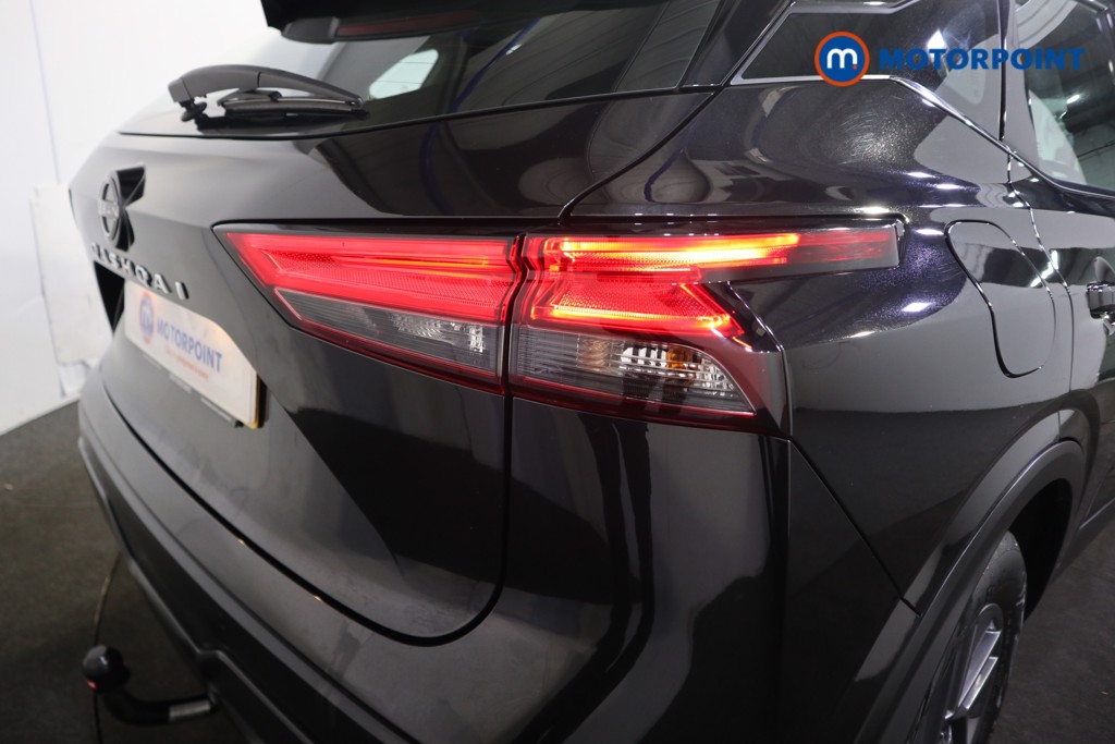 Nissan Qashqai Acenta Premium Manual Petrol SUV - Stock Number (1588145) - 25th supplementary image