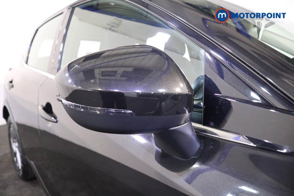 Nissan Qashqai Acenta Premium Manual Petrol SUV - Stock Number (1588145) - 27th supplementary image