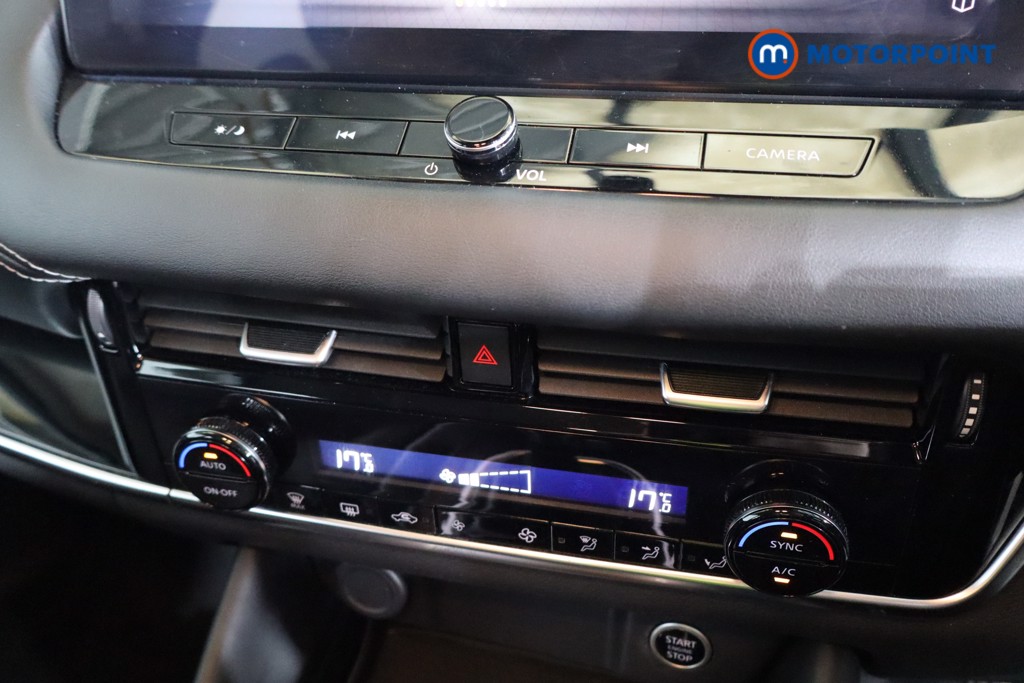 Nissan Qashqai N-Connecta Manual Petrol SUV - Stock Number (1588167) - 11th supplementary image