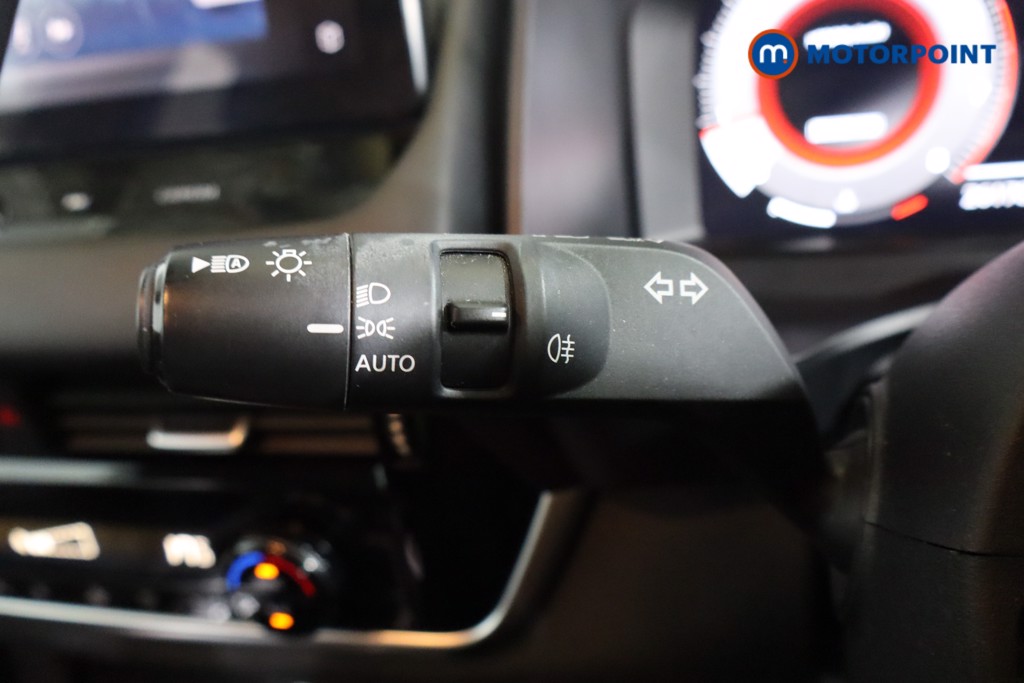 Nissan Qashqai N-Connecta Manual Petrol SUV - Stock Number (1588167) - 15th supplementary image