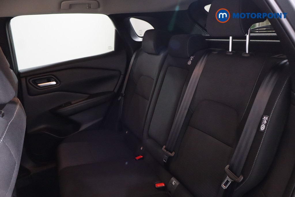 Nissan Qashqai N-Connecta Manual Petrol SUV - Stock Number (1588167) - 20th supplementary image