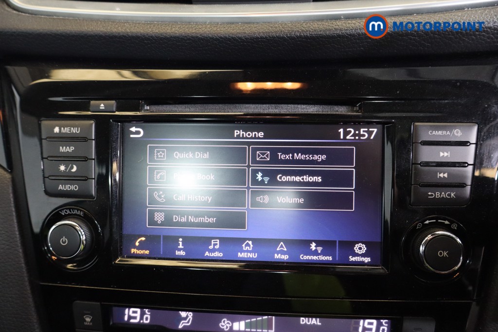 Nissan Qashqai N-Connecta Manual Petrol SUV - Stock Number (1588191) - 5th supplementary image