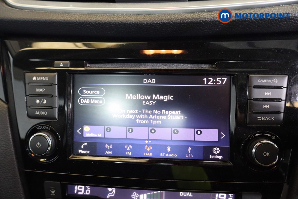 Nissan Qashqai N-Connecta Manual Petrol SUV - Stock Number (1588191) - 7th supplementary image