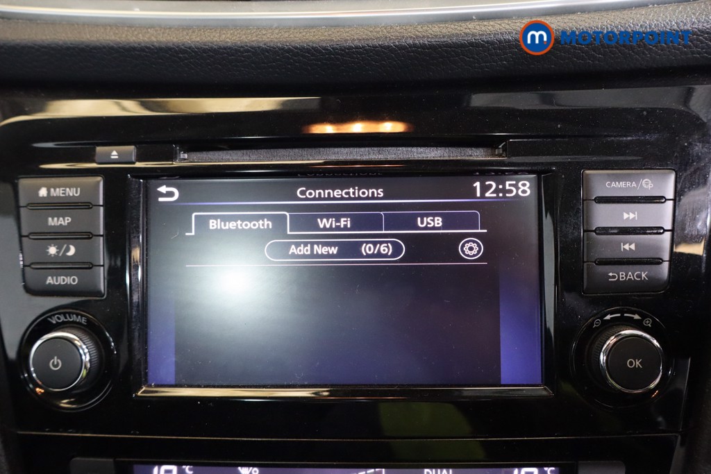 Nissan Qashqai N-Connecta Manual Petrol SUV - Stock Number (1588191) - 9th supplementary image