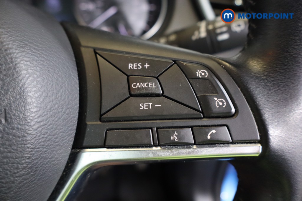 Nissan Qashqai N-Connecta Manual Petrol SUV - Stock Number (1588191) - 14th supplementary image