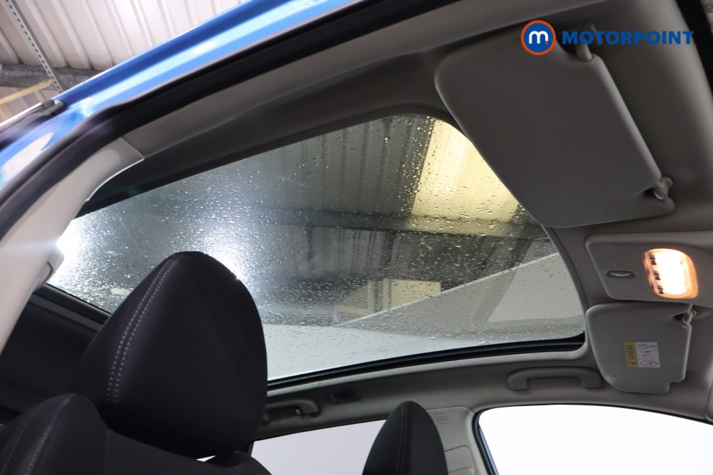 Nissan Qashqai N-Connecta Manual Petrol SUV - Stock Number (1588191) - 23rd supplementary image