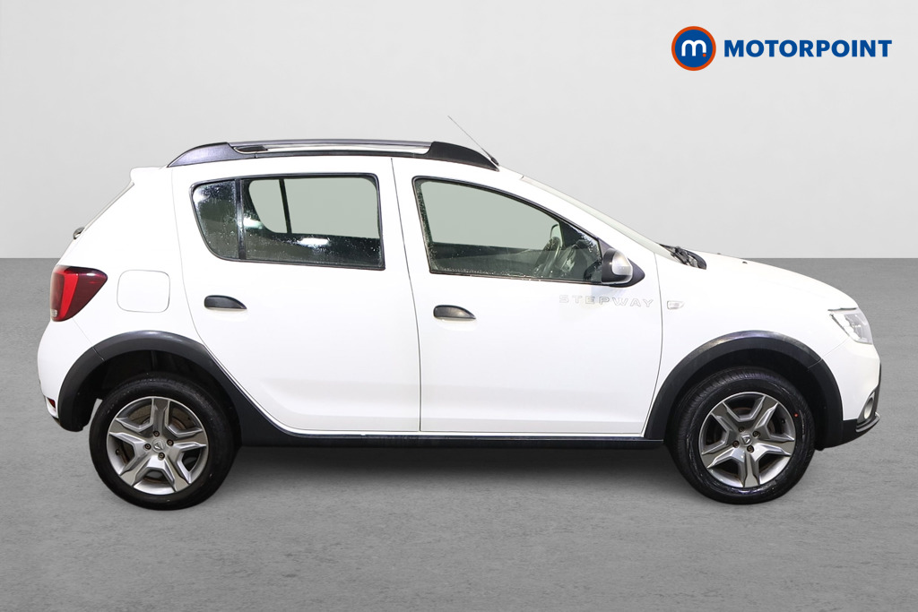 Dacia Sandero Stepway Comfort Manual Petrol Hatchback - Stock Number (1588286) - Drivers side