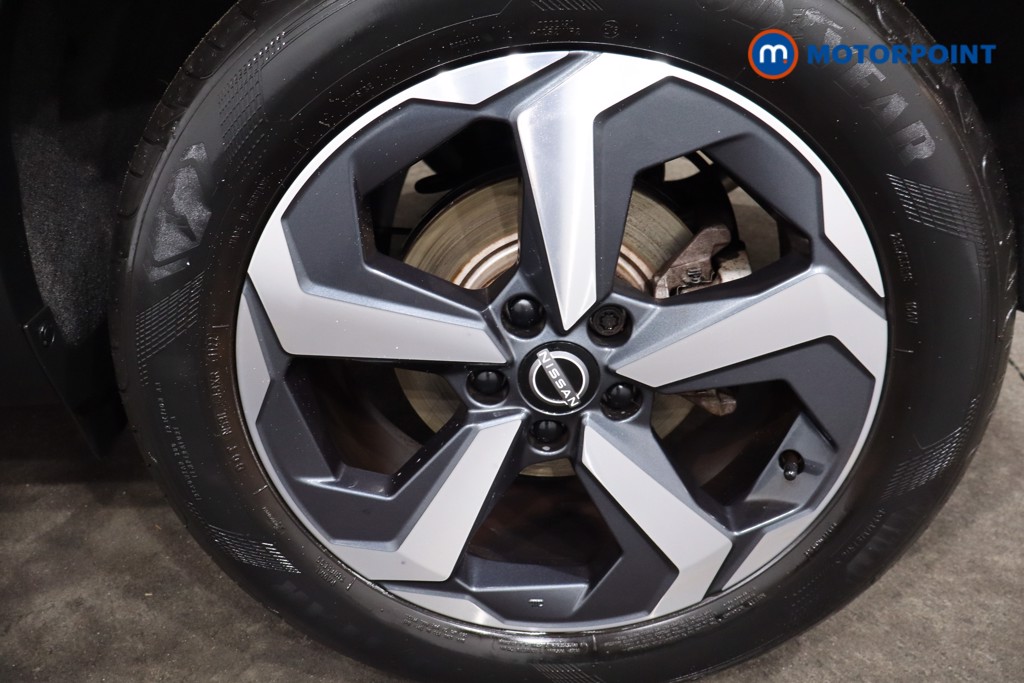 Nissan Qashqai N-Connecta Automatic Petrol SUV - Stock Number (1588379) - 12th supplementary image