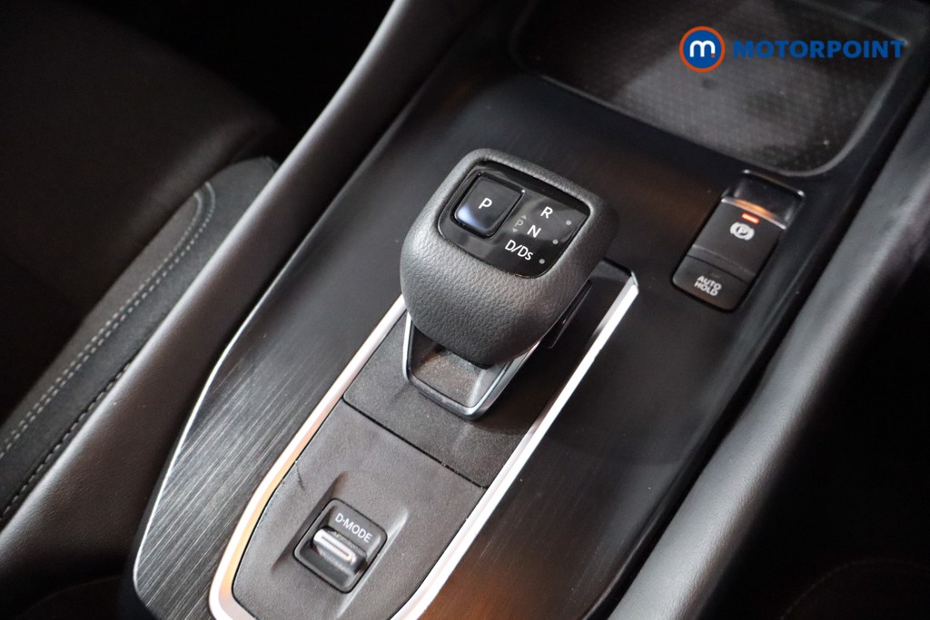 Nissan Qashqai N-Connecta Automatic Petrol SUV - Stock Number (1588379) - 14th supplementary image