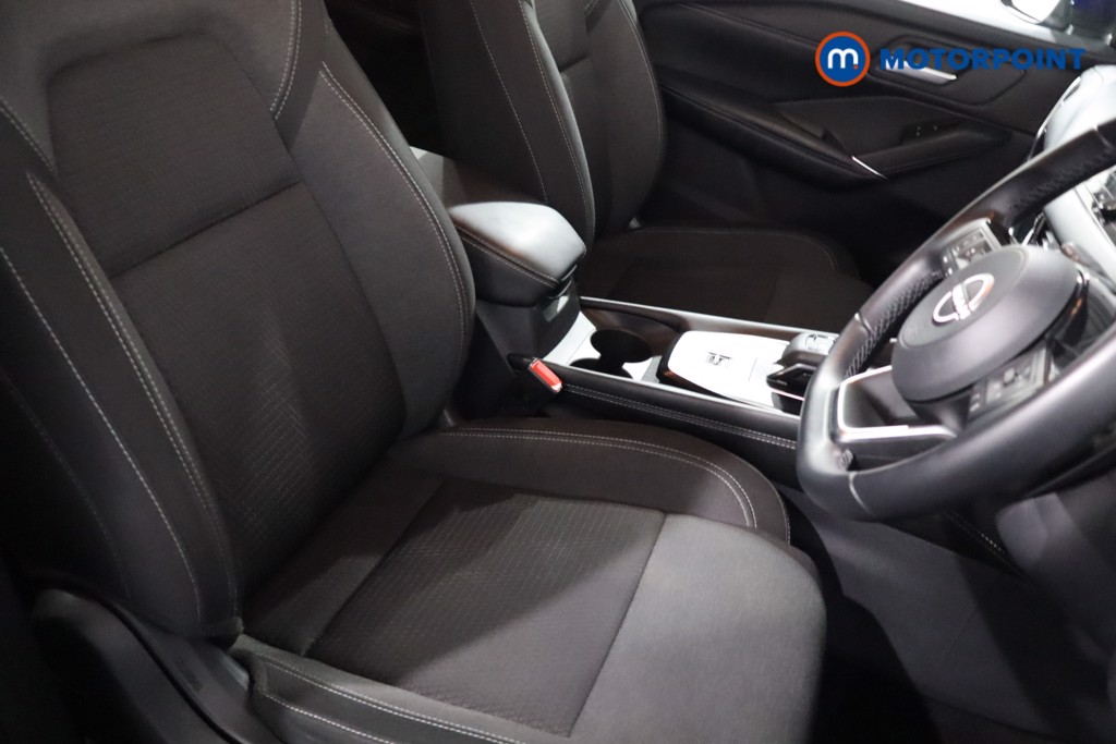 Nissan Qashqai N-Connecta Automatic Petrol SUV - Stock Number (1588379) - 24th supplementary image