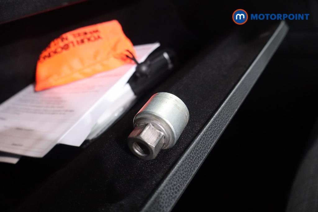 Volkswagen Passat Se Nav Manual Petrol Estate - Stock Number (1588380) - 14th supplementary image