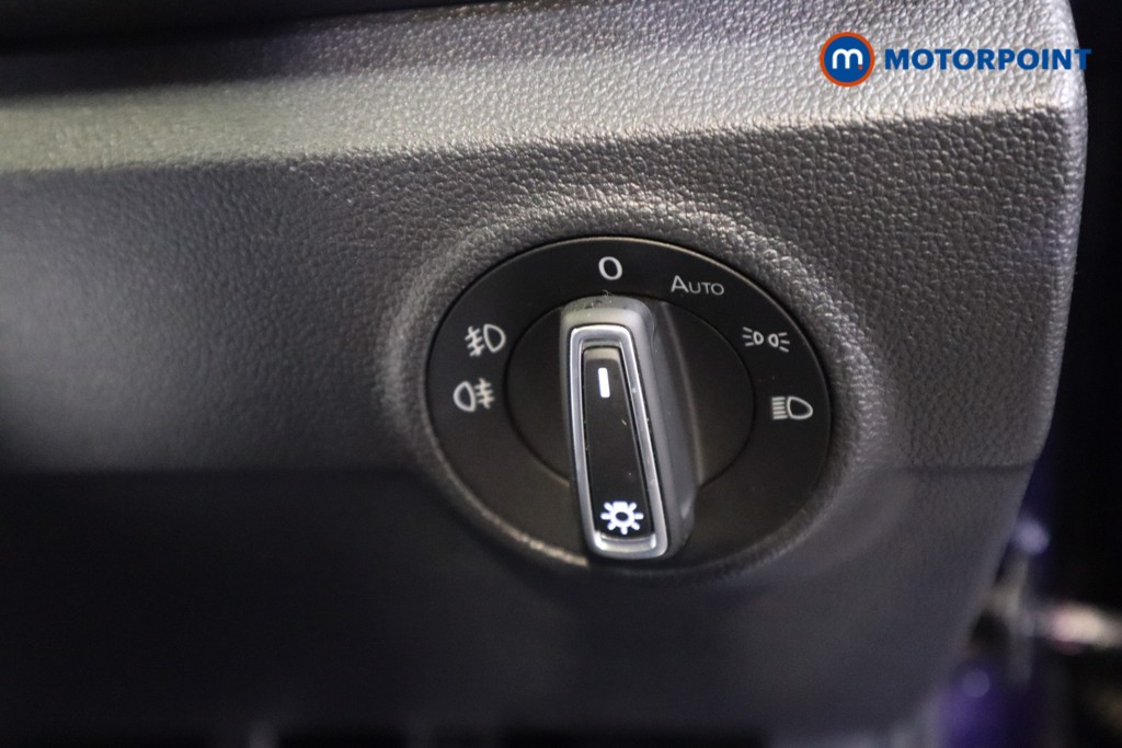 Volkswagen T-Roc R-Line Automatic Petrol SUV - Stock Number (1588541) - 12th supplementary image
