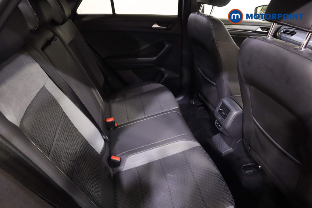 Volkswagen T-Roc R-Line Automatic Petrol SUV - Stock Number (1588541) - 18th supplementary image