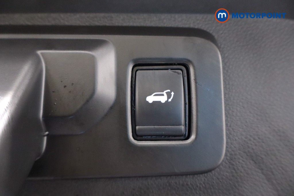 Renault Scenic E-Tech Iconic Automatic Electric People Carrier - Stock Number (1588625) - 39th supplementary image